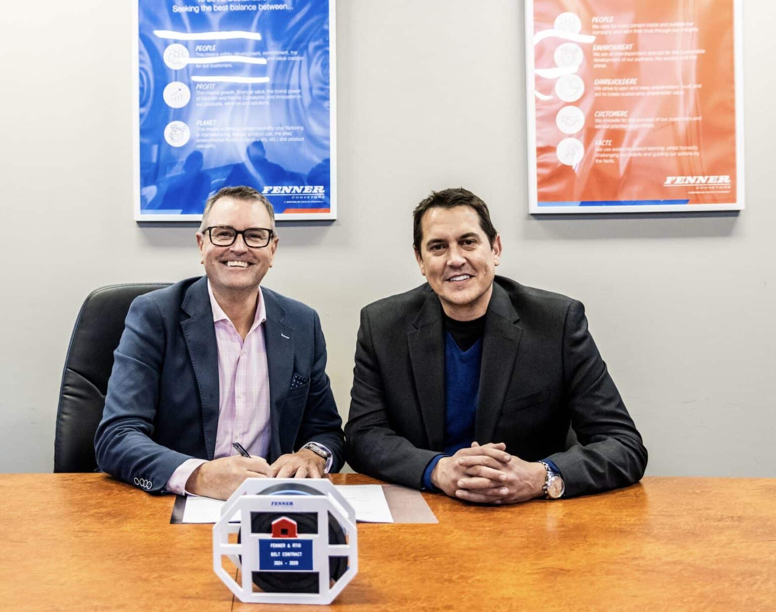 Fenner Conveyors and Rio Tinto renew partnership - Australian Bulk ...