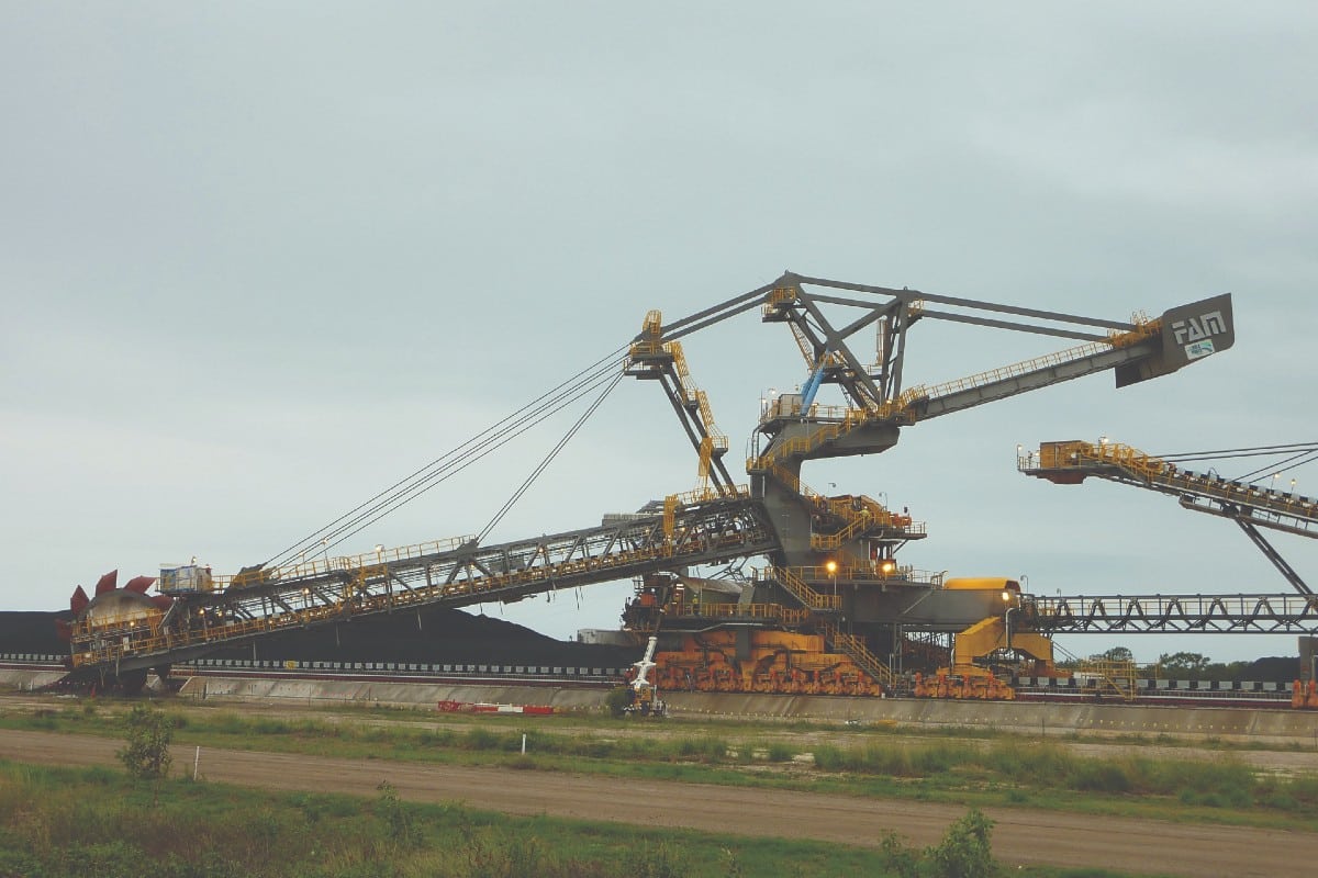Aurecon makes stackers stack up